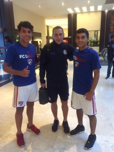 Christian Gimenez
https://en.wikipedia.org/wiki/Christian_Gim%C3%A9nez_(footballer,_born_1981)